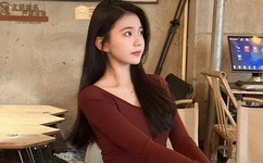 灌醉水嫩大学生啪啪嗯啊男女